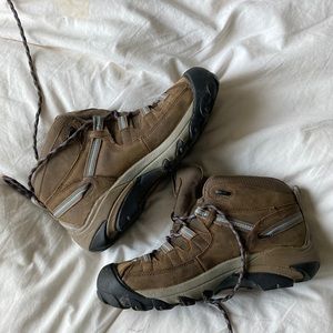 Keen Targhee II waterproof leather hiking boots